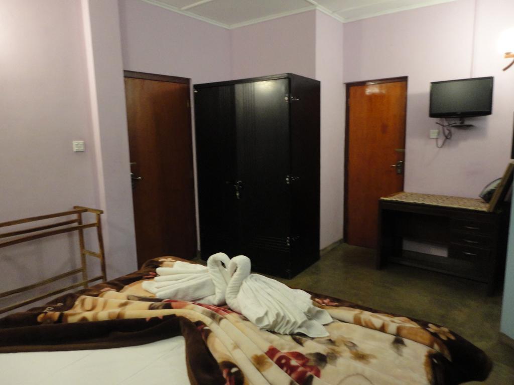 מלון נוארה אליה Hill Crest Residency מראה חיצוני תמונה
